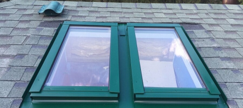 Мансардное окно WERSO Открывающееся двухкамерное (яхтельный лак), 5122